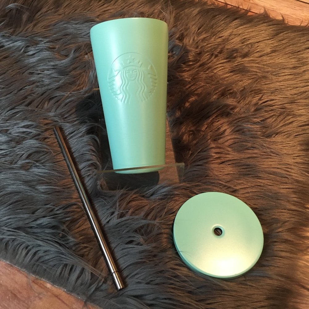 Donated Feb 💘
Starbucks Tiffany Blue Tumbler - Picture 4 of 5